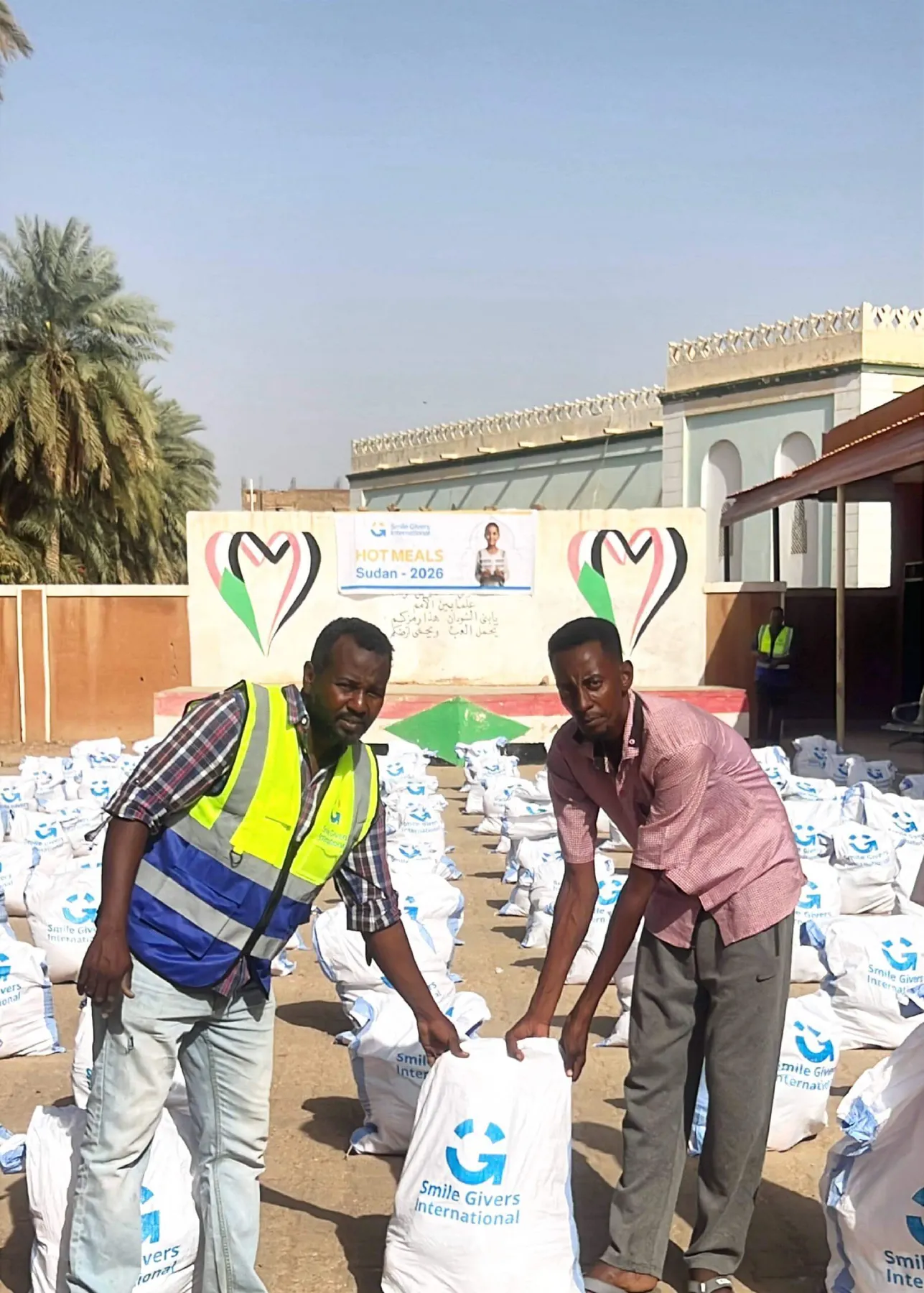 SGI hot meals distribution in Sudan